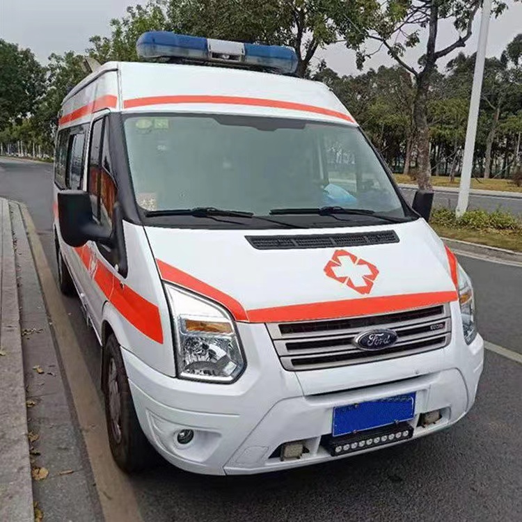 富县用途不同，救护车装备标准也不同